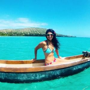 Meet your Posher, Lauren